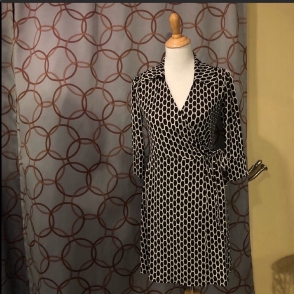 Laundry by Design Honeycomb Collared Wrap Dress 2
